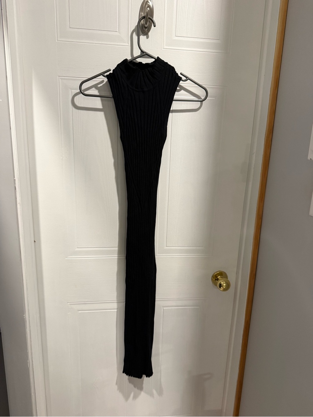 Black Ribbed Sleeveless Midi Dress